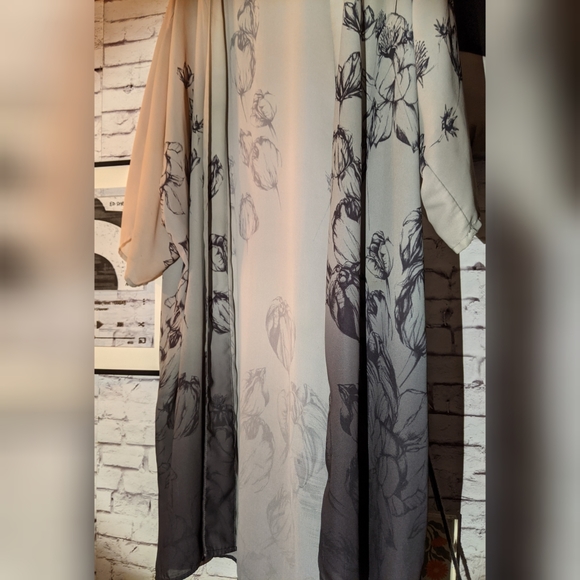 H&M Ombre Watercolor Floral Shawl Kimono Jacket - Picture 1 of 16